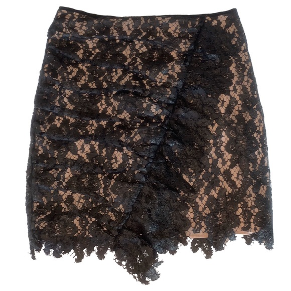 SAYLOR Black Cut Out Faux Leather Looking Mini Skirt Size XS Goth Lace - Picture 3 of 10